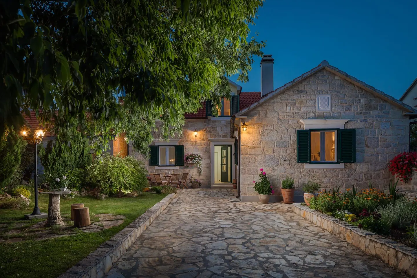 Ferienhaus in Drnis mit Pool 999209386 37312