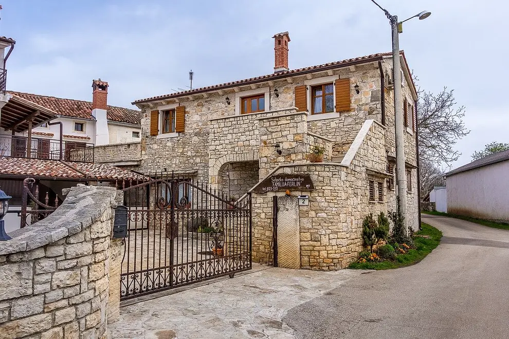 Ferienwohnung in Zminj  66123750 10998