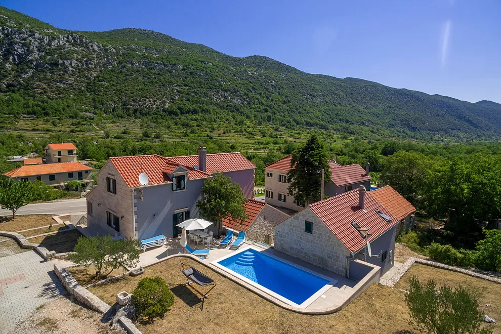 Ferienhaus in Makarska mit Pool 66140234 22670