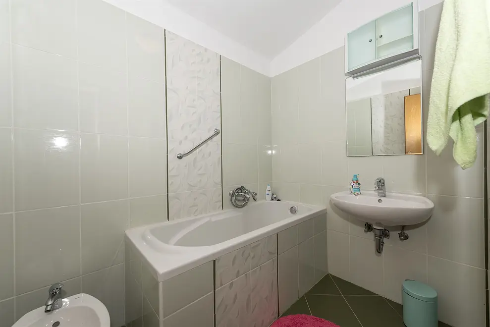 Ferienwohnung in Starigrad  999202406 30700 – Foto 2