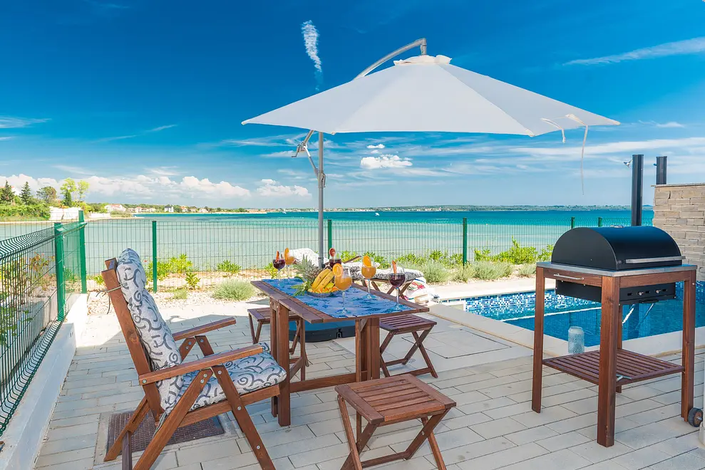 Ferienwohnung in Nin mit Pool und haustiergeeignet 66117003 6036