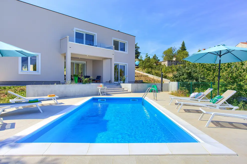 Ferienhaus in Krk mit Pool und haustiergeeignet 66142977 24498