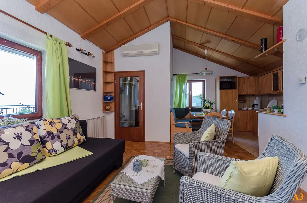 Ferienwohnung in Novi Vinodolski  999206149 34267