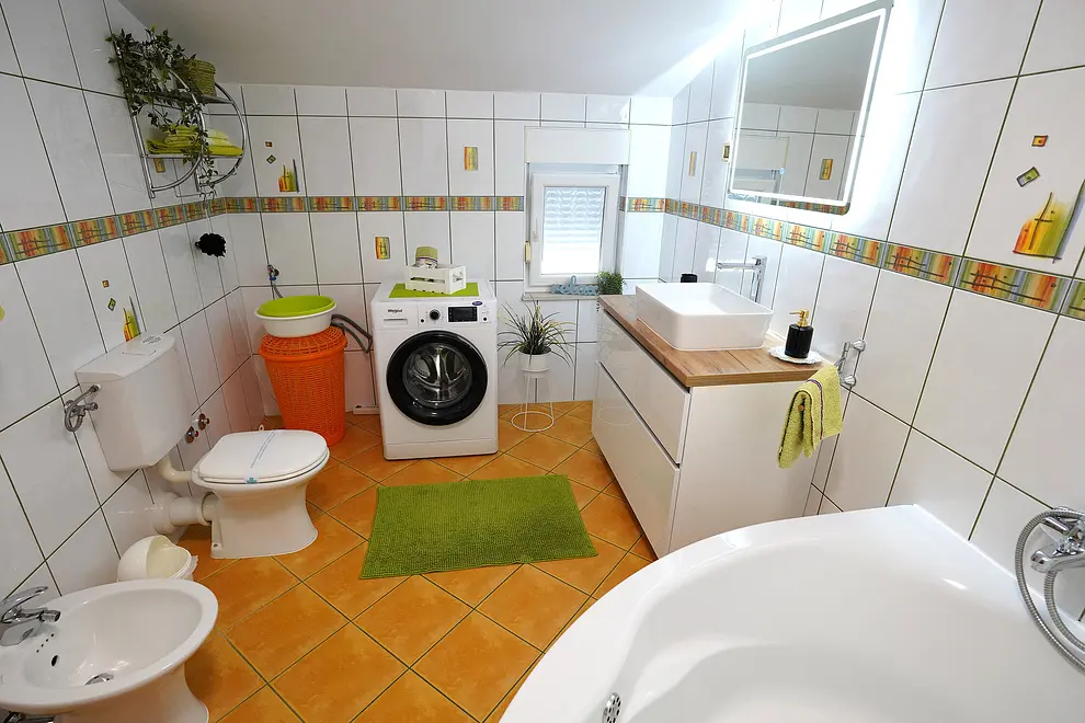 Badezimmer 1
