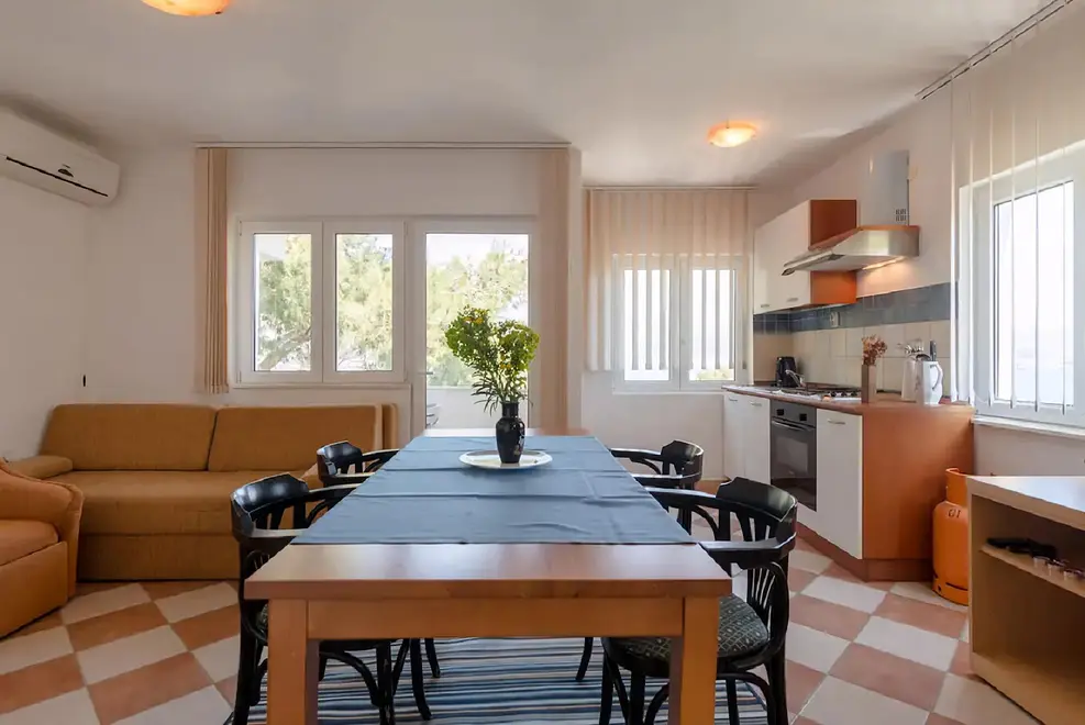 Ferienwohnung in Ciovo  999211431 39206