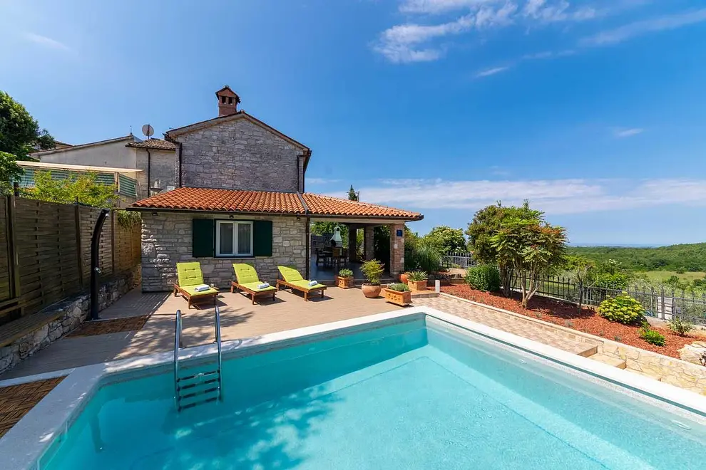 Ferienhaus in Porec mit Pool und haustiergeeignet 66123795 11030