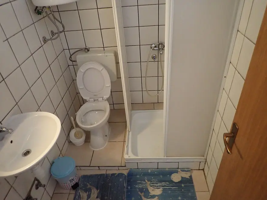 Badezimmer 1