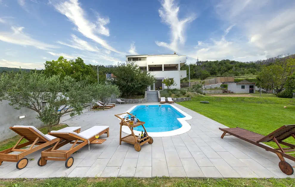 Ferienhaus in Omis mit Pool und haustiergeeignet 66136397 20027