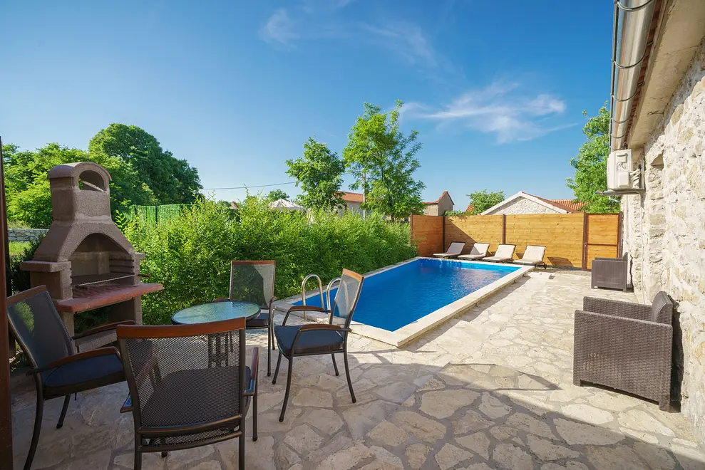 Ferienwohnung in Biograd mit Pool und haustiergeeignet 66139039 21911