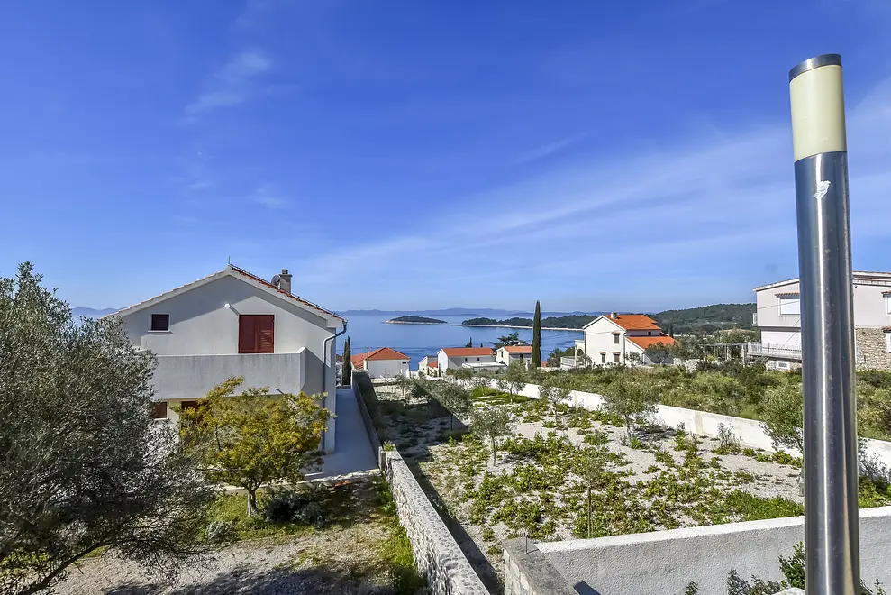 Ferienwohnung in Pasman  66123011 10383