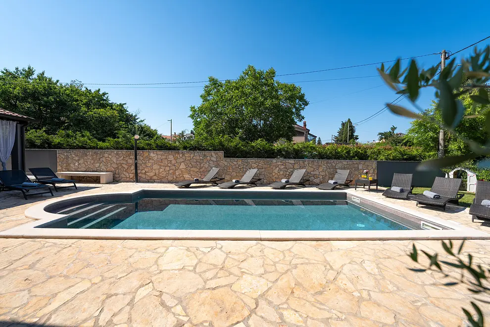 Ferienhaus in Porec mit Pool 66143572 24674