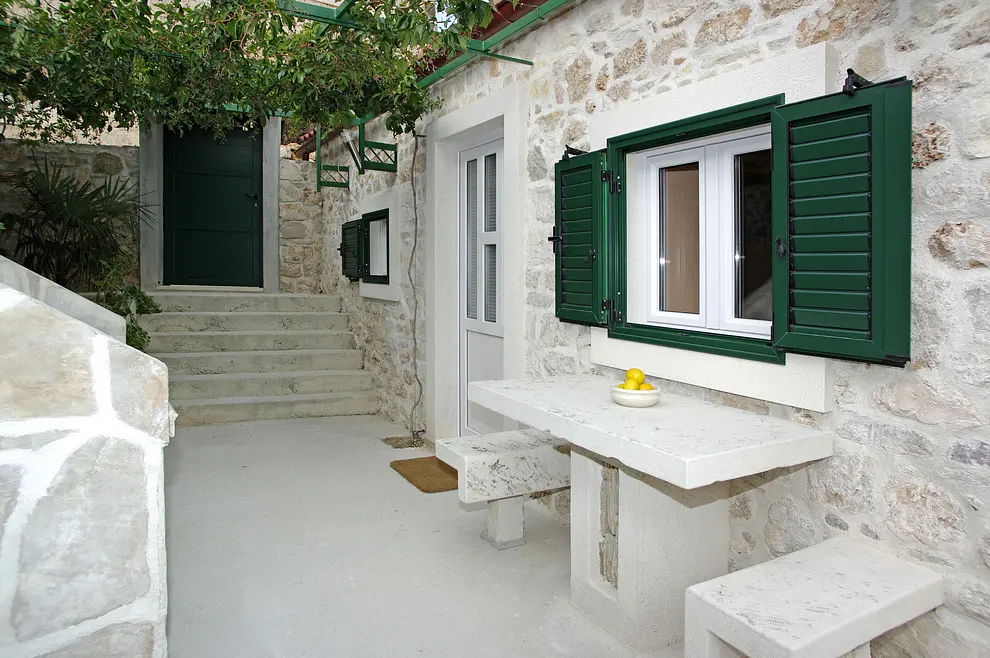 Ferienwohnung in Bol haustiergeeignet 66115775 5532