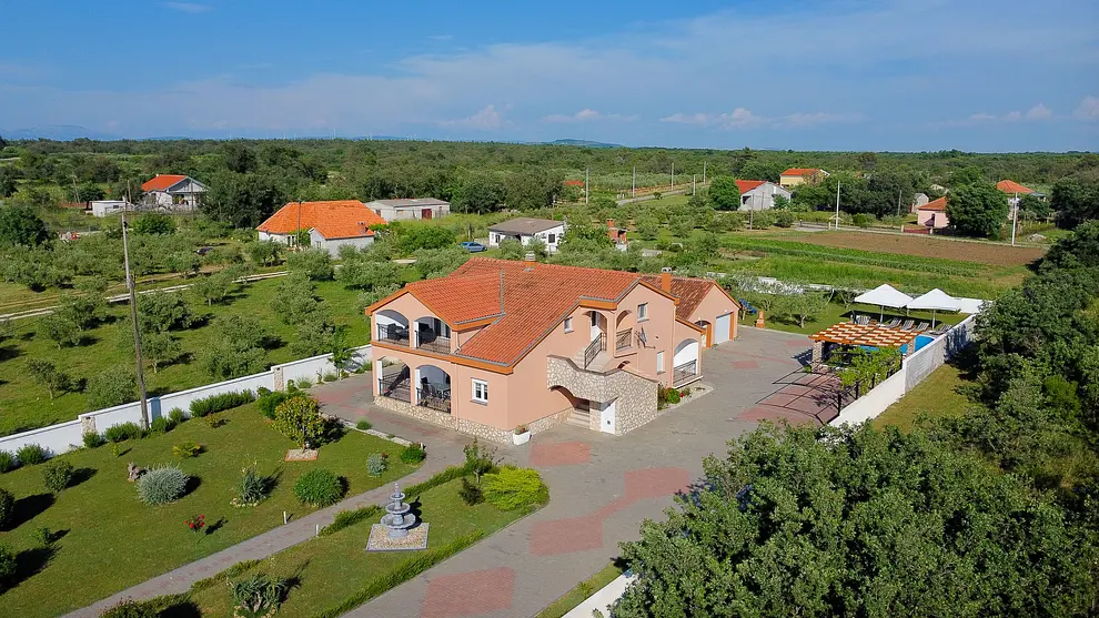 Ferienhaus in Galovac mit Pool 999207921 35918 – Foto 12
