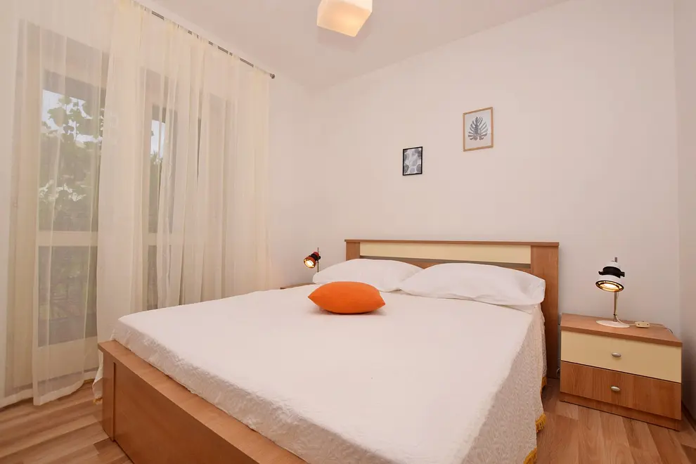Ferienwohnung in Pirovac  66110864 3834