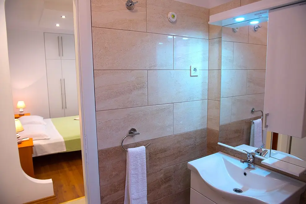 Ferienwohnung in Podstrana  999212229 39905