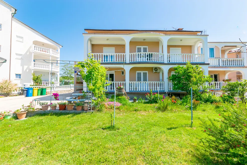 Ferienwohnung in Rab haustiergeeignet 66141055 23169