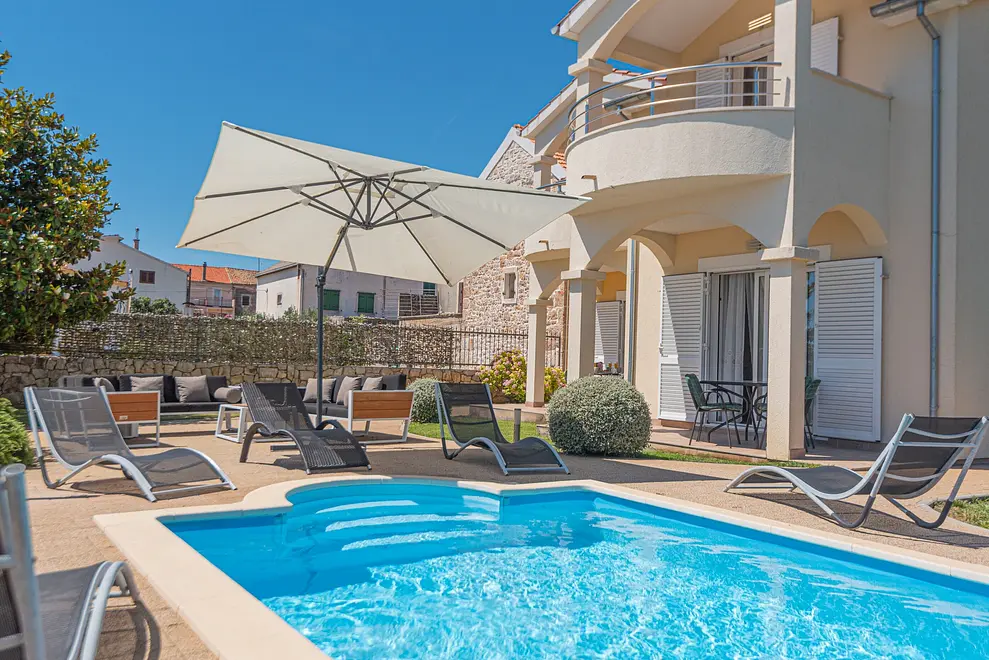 Ferienhaus in Pirovac mit Pool 999206891 34976 – Foto 3
