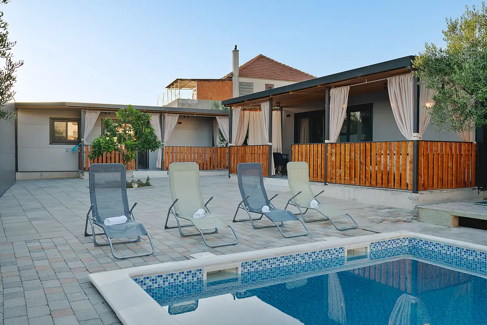 Ferienwohnung in Biograd mit Pool und haustiergeeignet 66135369 19414