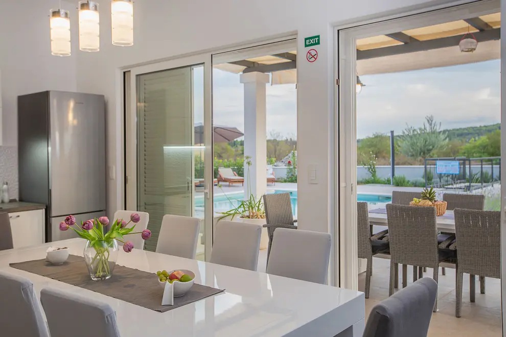 Ferienwohnung in Solta mit Pool und haustiergeeignet 66144647 25161