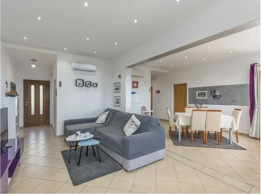 Ferienwohnung in Rabac mit Pool und haustiergeeignet 66136065 19833