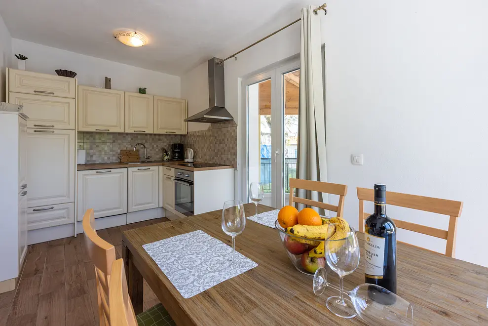 Ferienhaus in Karojba mit Pool 999208834 36781