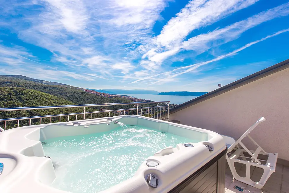 Outdoor-Whirlpool 5