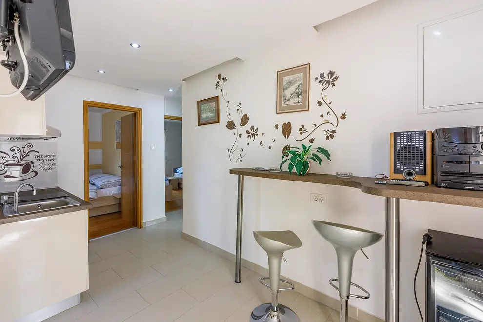 Ferienhaus in Novi Vinodolski mit Pool und haustiergeeignet 999209325 37251