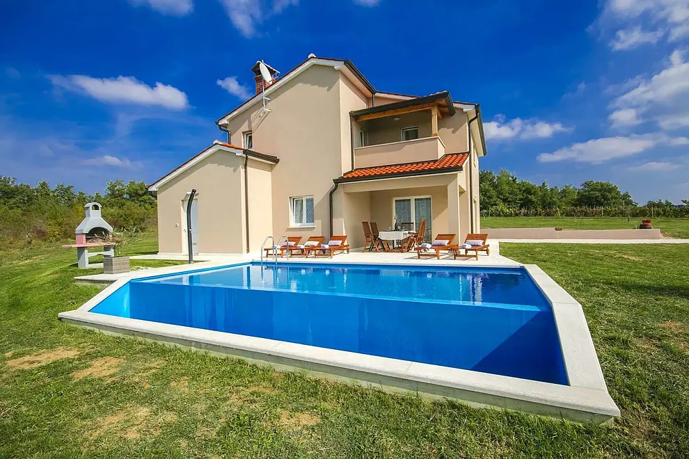 Ferienhaus in Karojba mit Pool 66124633 11585