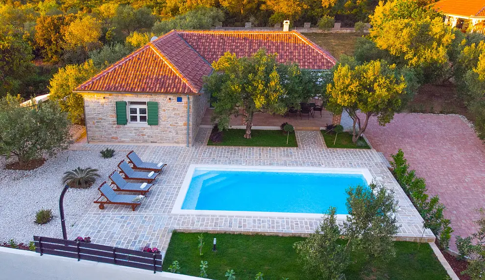 Ferienwohnung in Sukosan mit Pool und haustiergeeignet 66126023 12640