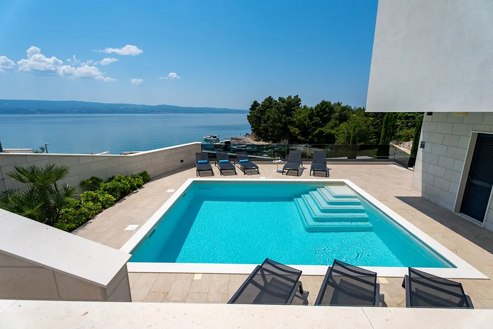 Ferienhaus in Omis mit Pool und haustiergeeignet 66126989 13446