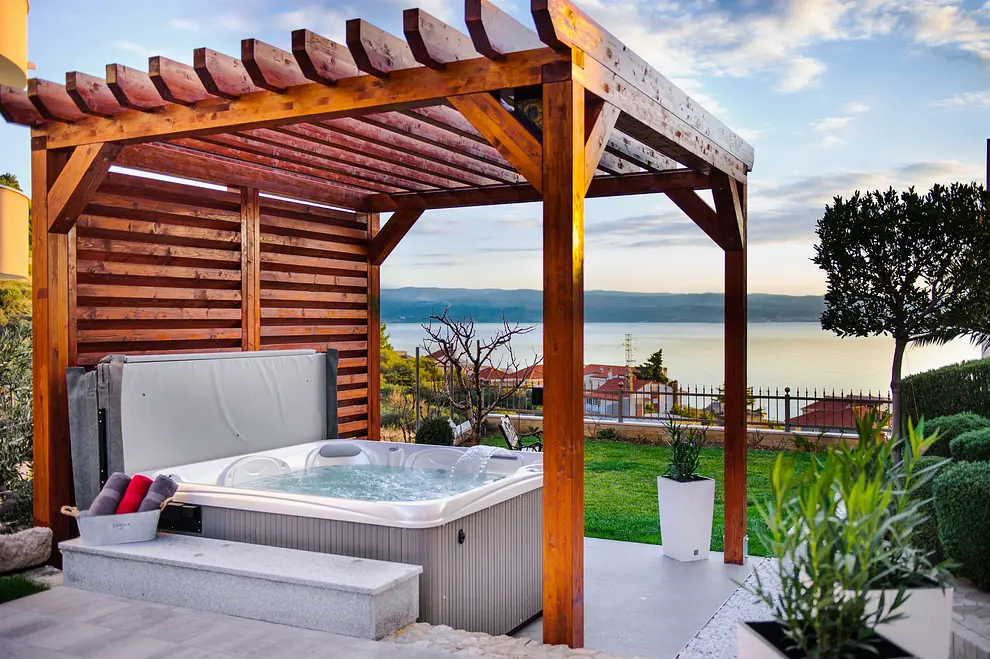 Ferienappartment in Podstrana mit Pool 6611950 795