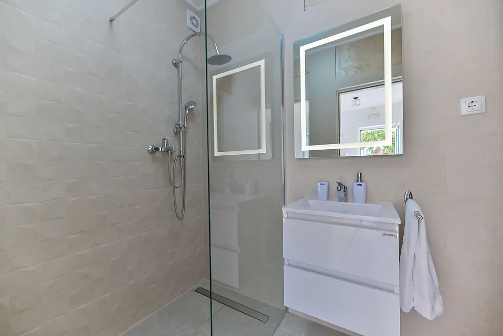 Ferienwohnung in Ciovo mit Pool und haustiergeeignet 999208415 36381 – Foto 28