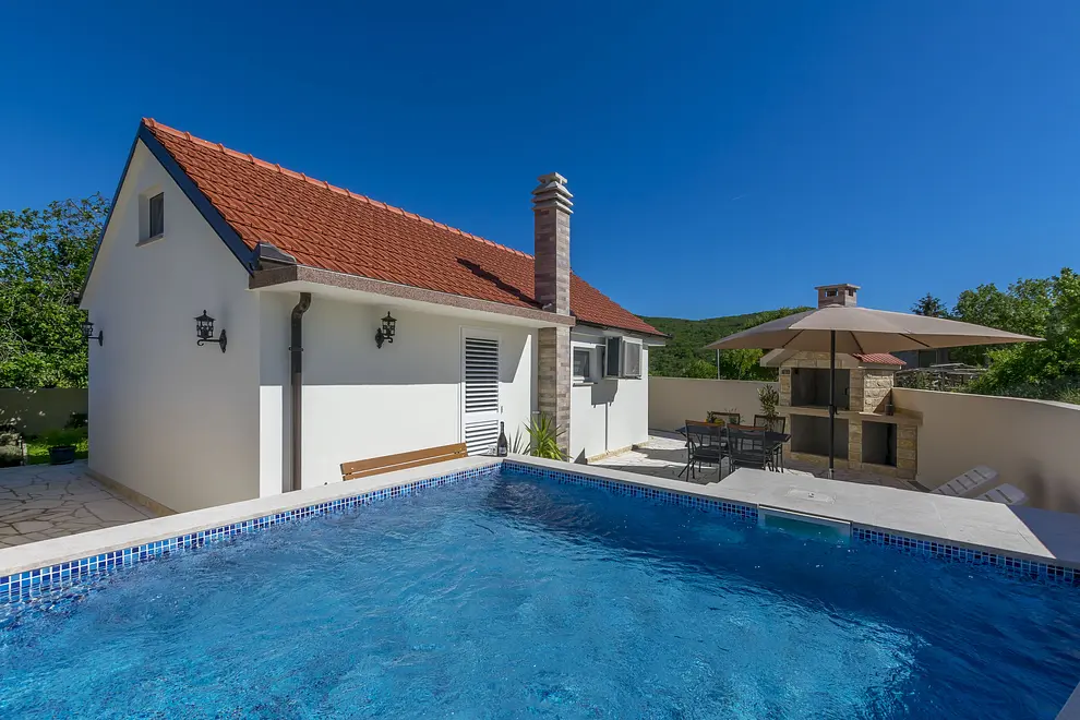 Ferienwohnung in Lovrec mit Pool 999236933 43044