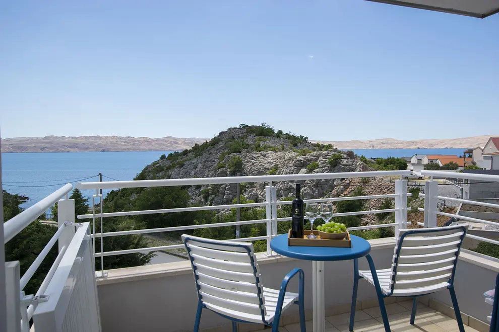 Ferienwohnung in Karlobag mit Pool und haustiergeeignet 66159743 29759