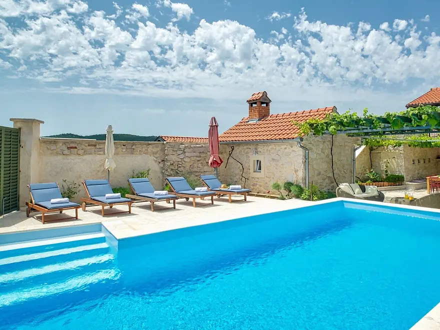 Ferienhaus in Benkovac mit Pool und haustiergeeignet 66133816 18763