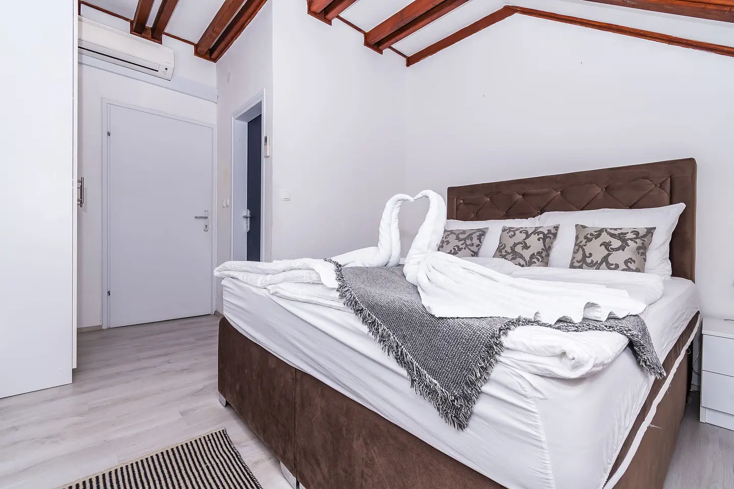 Ferienappartment in Brac  999223223 41613