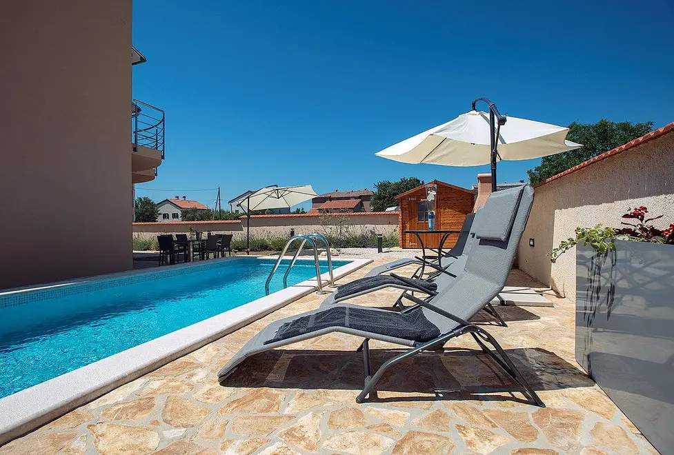 Ferienhaus in Liznjan mit Pool 66142216 23875