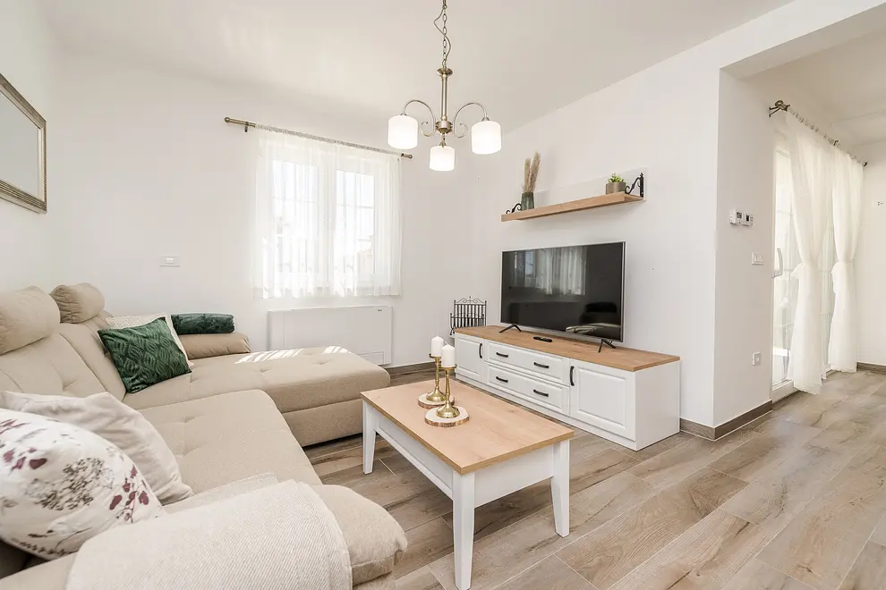 Ferienhaus in Nin mit Pool 66134006 18884