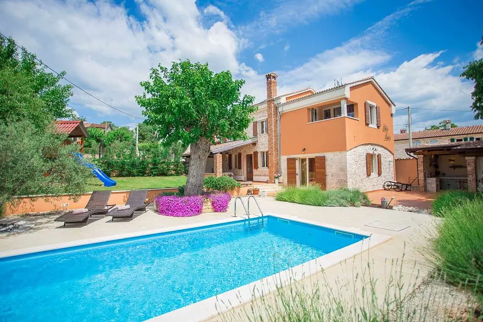 Ferienhaus in Porec mit Pool und haustiergeeignet 66123914 11089