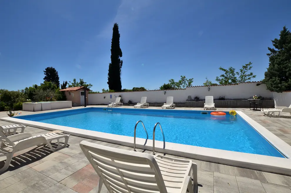 Ferienappartment in Pula mit Pool 999206244 34358