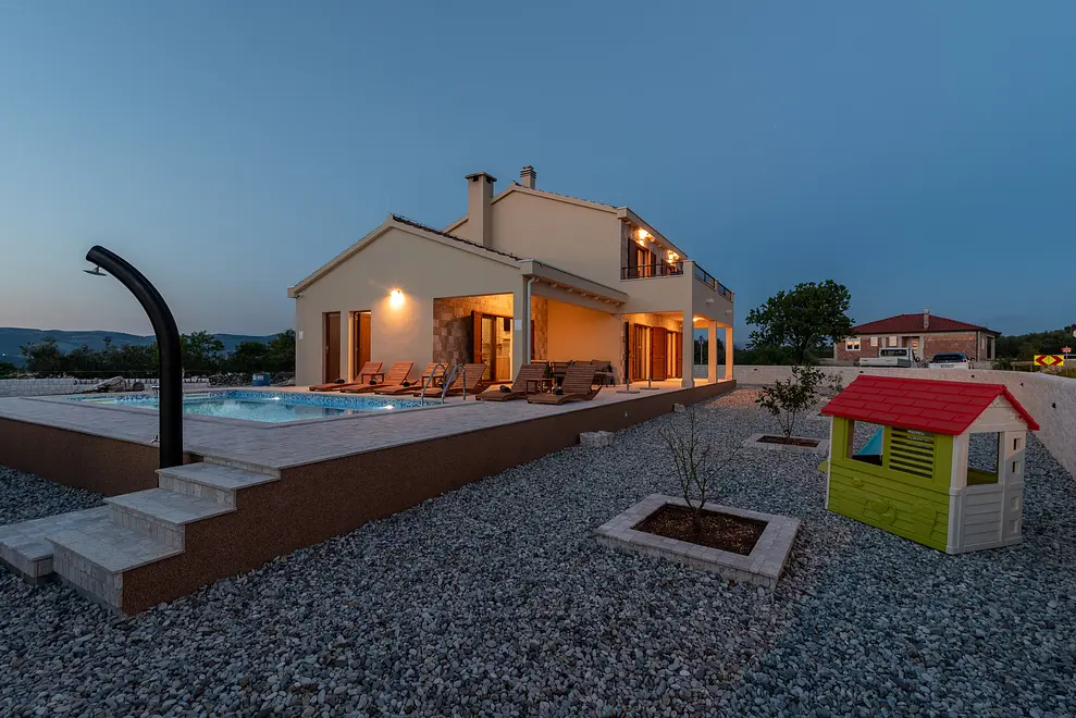 Ferienhaus in Ciovo mit Pool 66139722 22399
