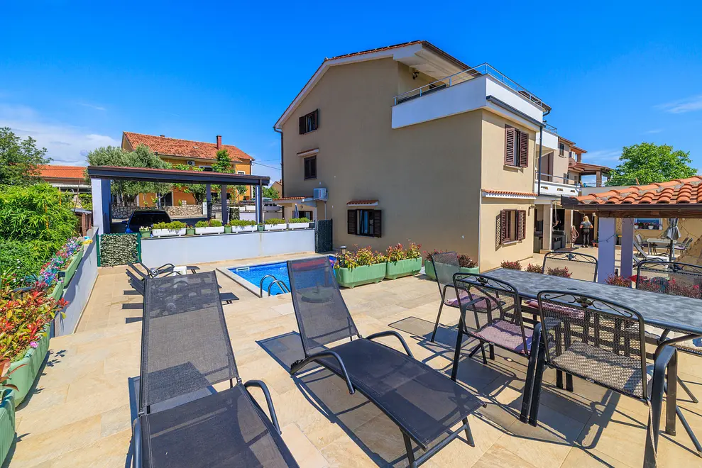 Ferienwohnung in Krk mit Pool und haustiergeeignet 66159773 29769