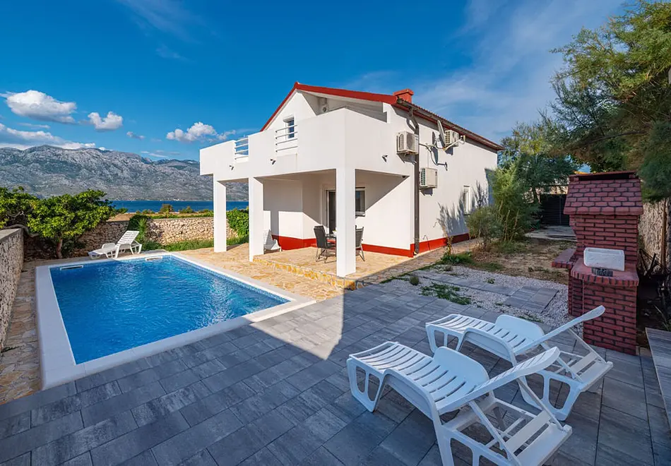 Ferienwohnung in Nin mit Pool und haustiergeeignet 66154515 27865