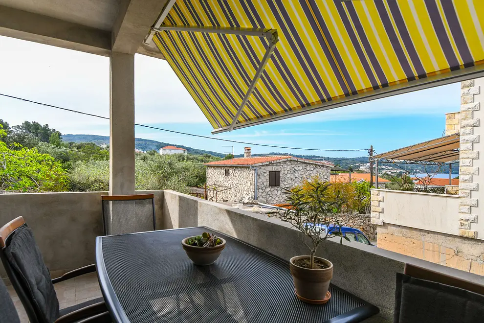 Ferienwohnung in Solta  999213390 40902