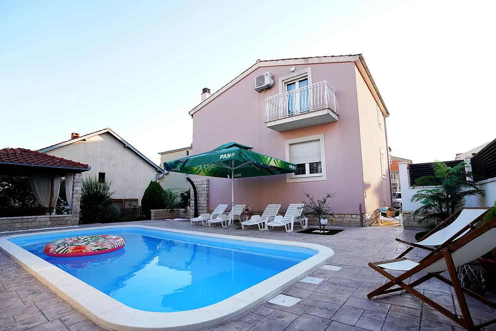 Ferienwohnung in Kastela mit Pool 999207942 35938 – Foto 2