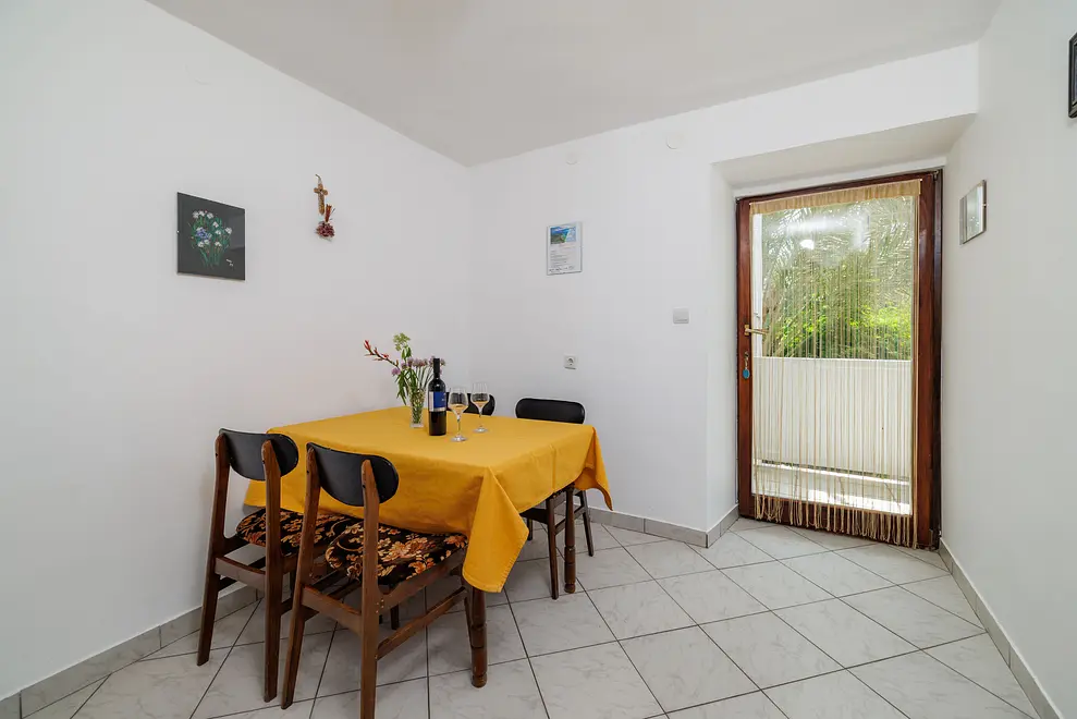 Ferienwohnung in Rab  999213309 40833