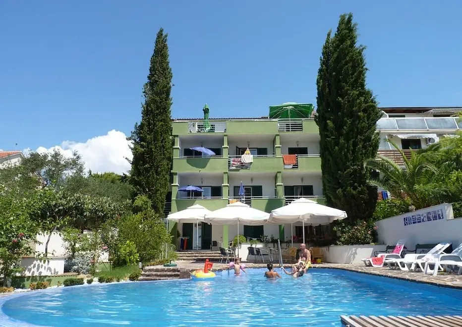 Ferienwohnung in Biograd mit Pool 66152330 26234