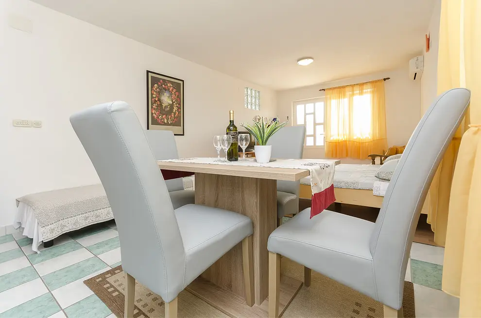 Ferienwohnung in Tribunj mit Pool 999205632 33774 – Foto 18