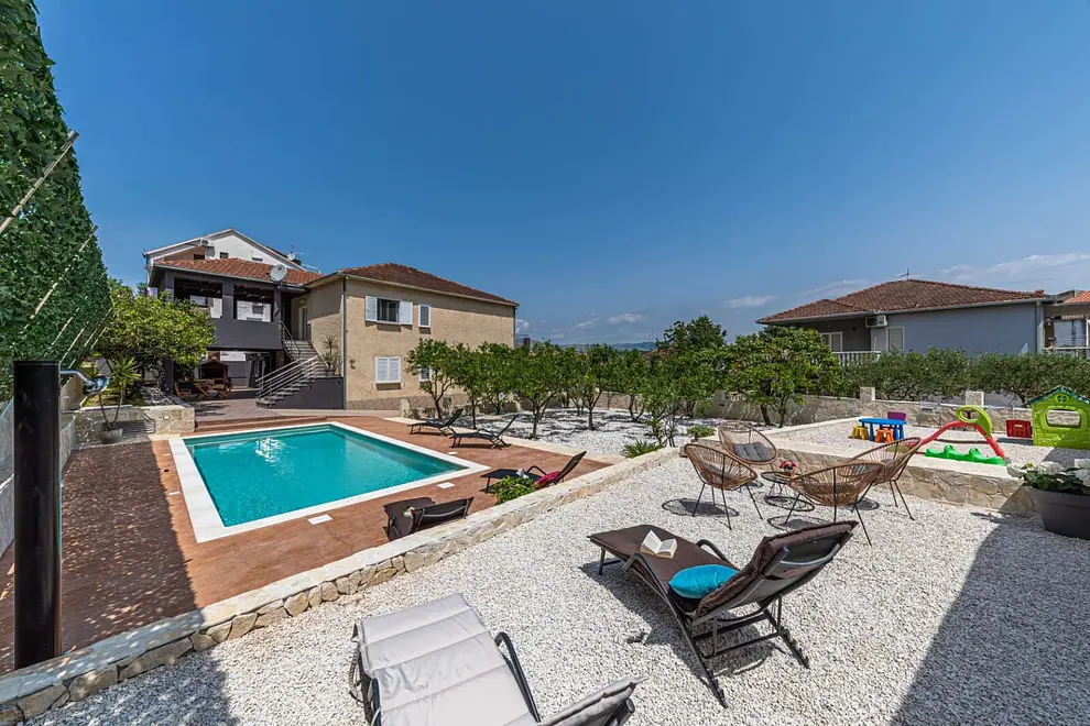 Ferienwohnung in Ciovo mit Pool 999212101 39805 – Foto 2