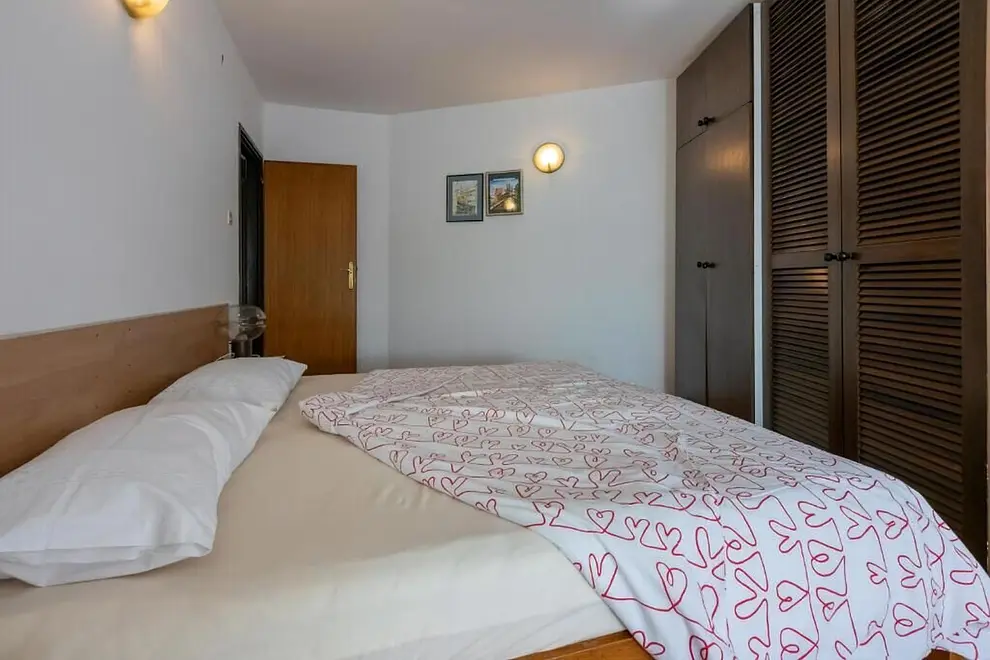 Ferienwohnung in Rab  999202845 31118 – Foto 24